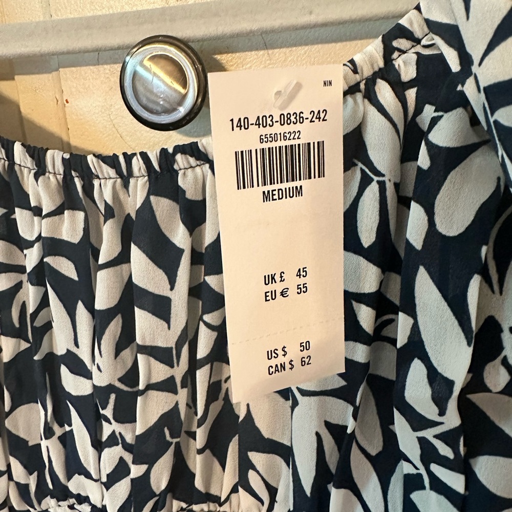 ABERCROMBIE Ruched Puff Sleeve Scoopneck Top NWT - Picture 5 of 12